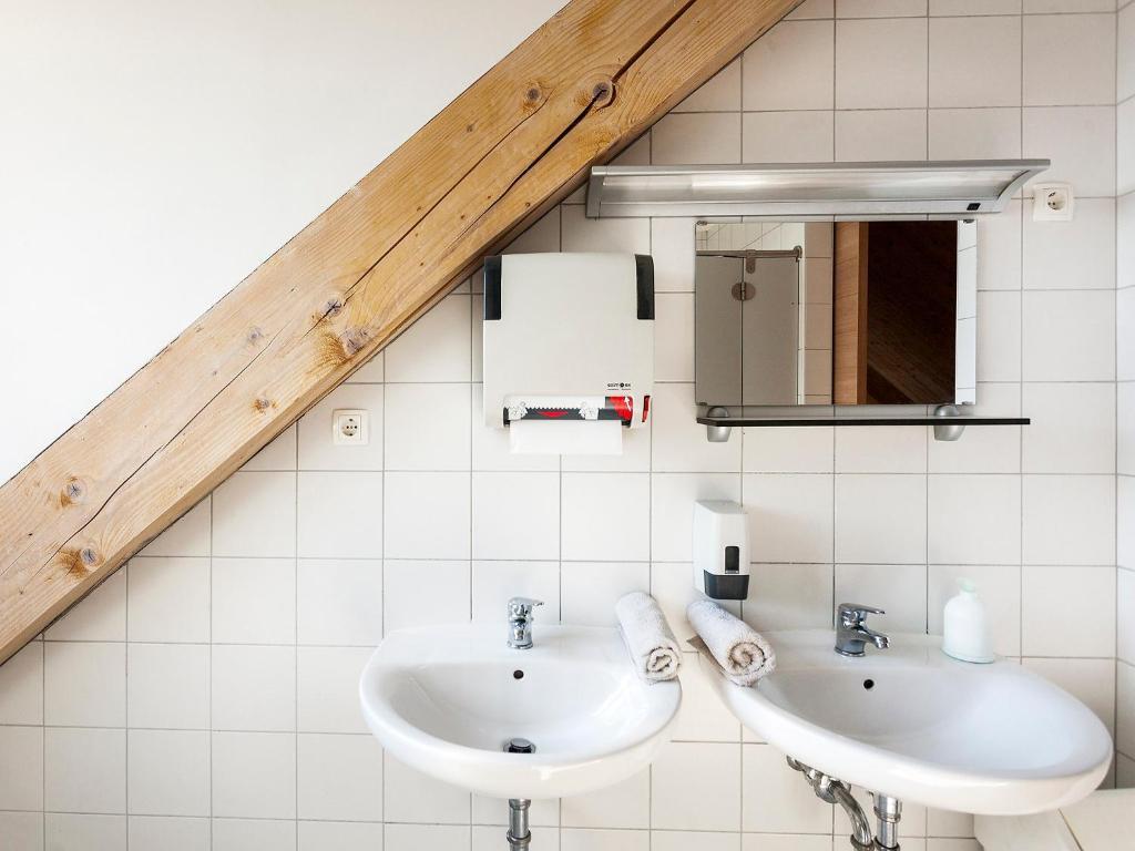 Hostel Situla Ново Место Номер фото