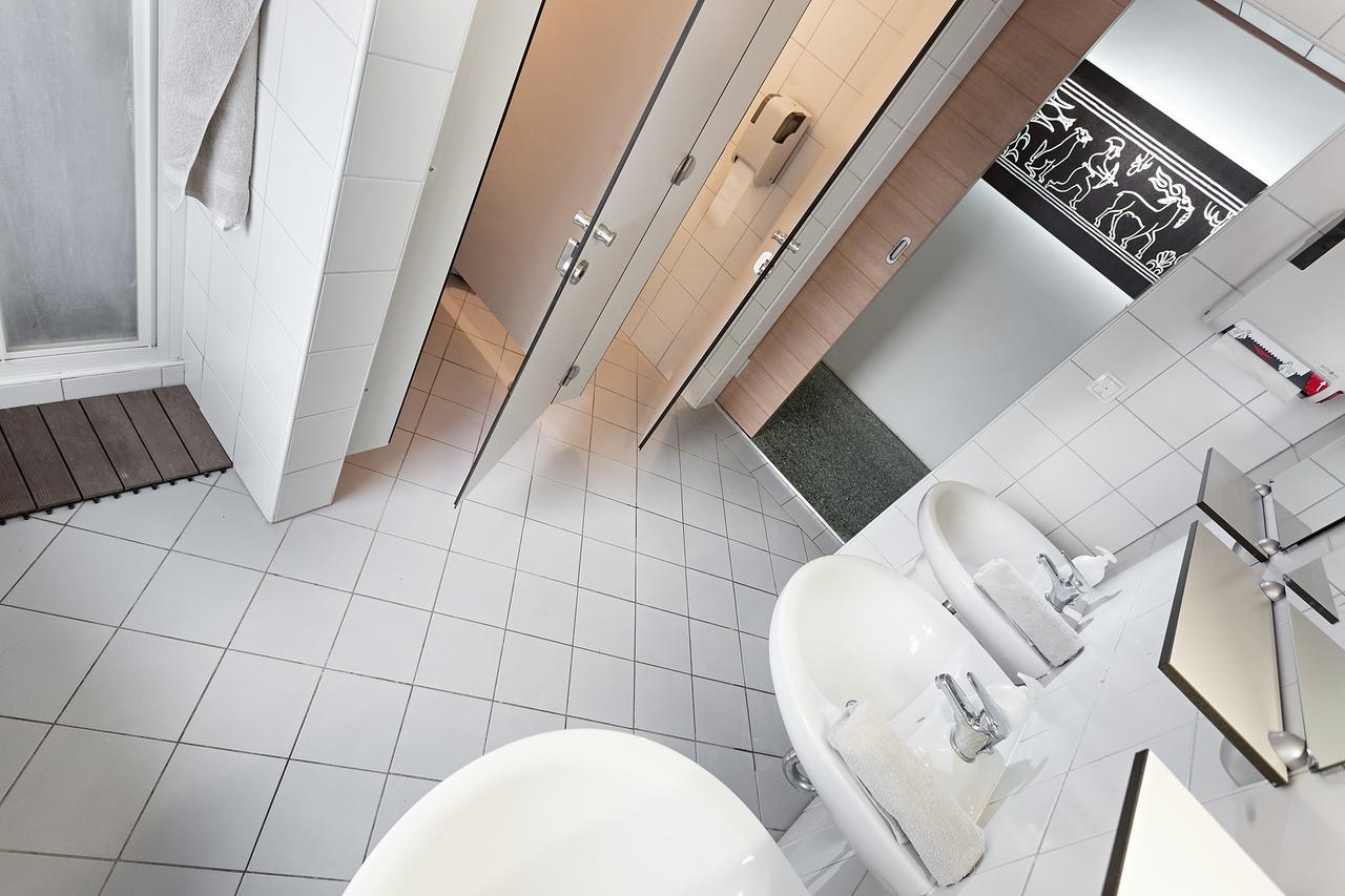 Hostel Situla Ново Место Екстер'єр фото
